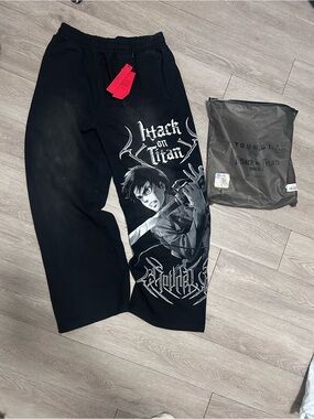x Attack on Titan Black Graphic Sweatpants distressed wash